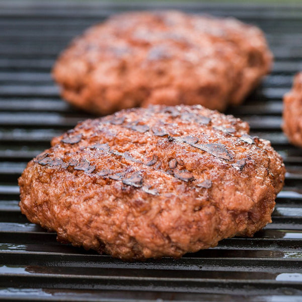 Suovasburger vom Ren auf dem Grill